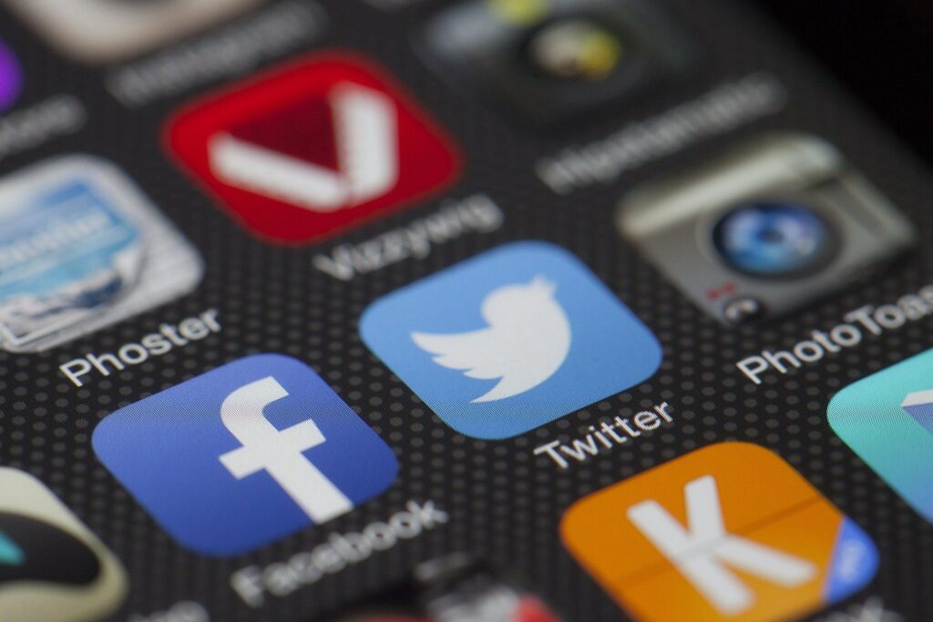 Neue Studie: So nutzen Jugendliche Social Media