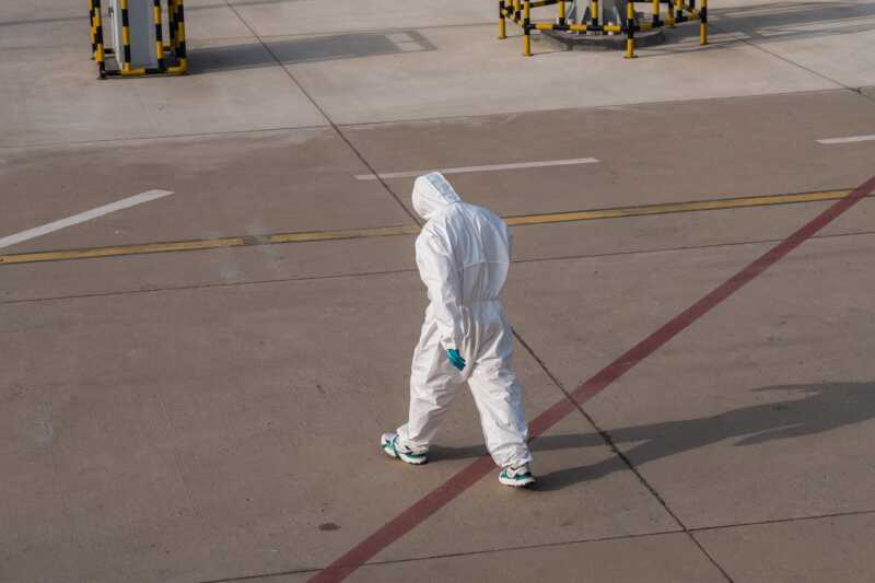 Quarantäne bei Corona-Verdacht: Bundesregierung gibt Hilfestellung