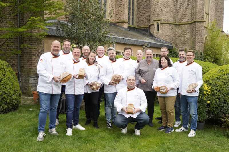15 neue Brot-Sommeliers aus Weinheim