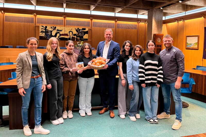 Berufsschüler und Wildbaker Johannes Hirth entwickeln ein völkerverbindendes Brot